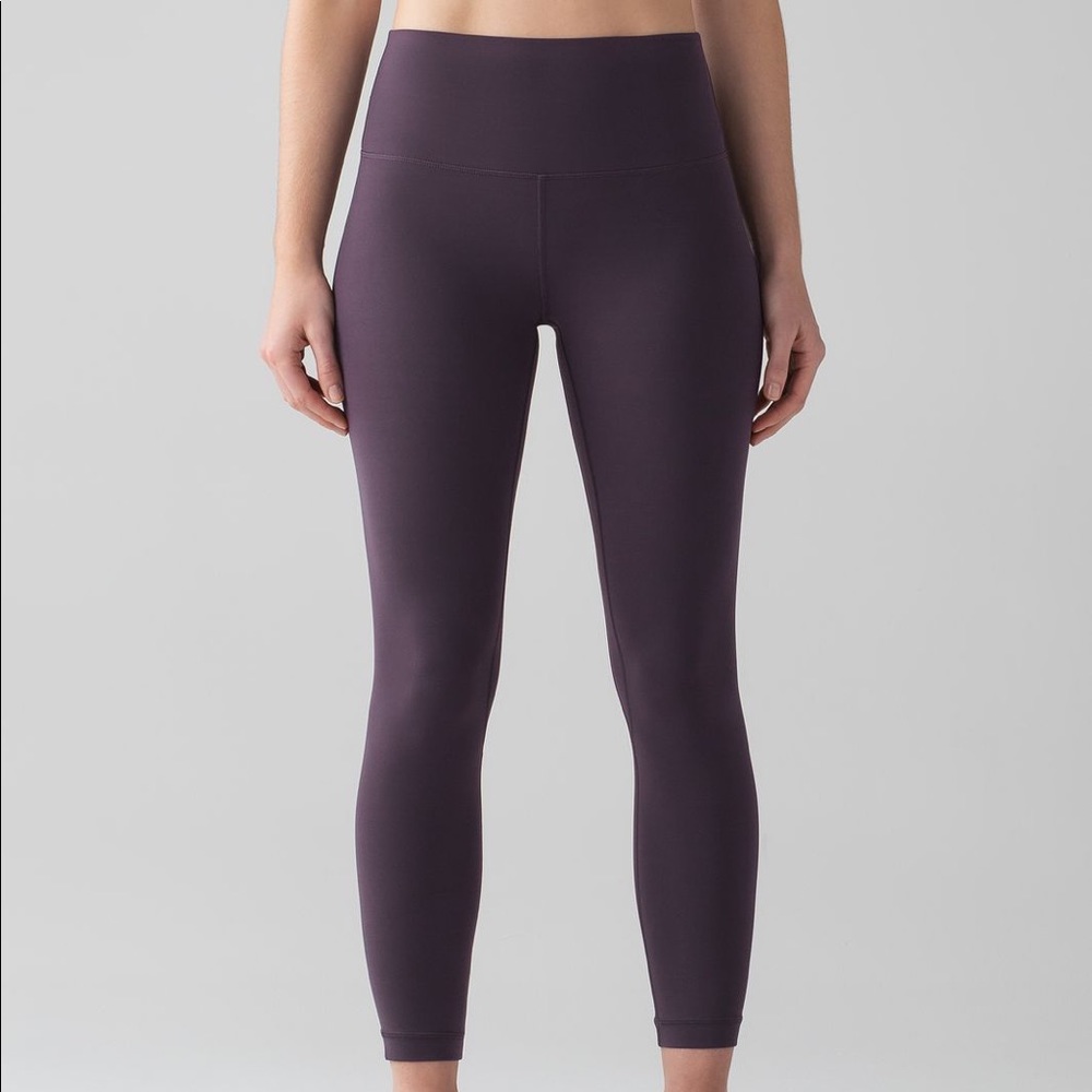 Lulu crops gently worn size 6 purple